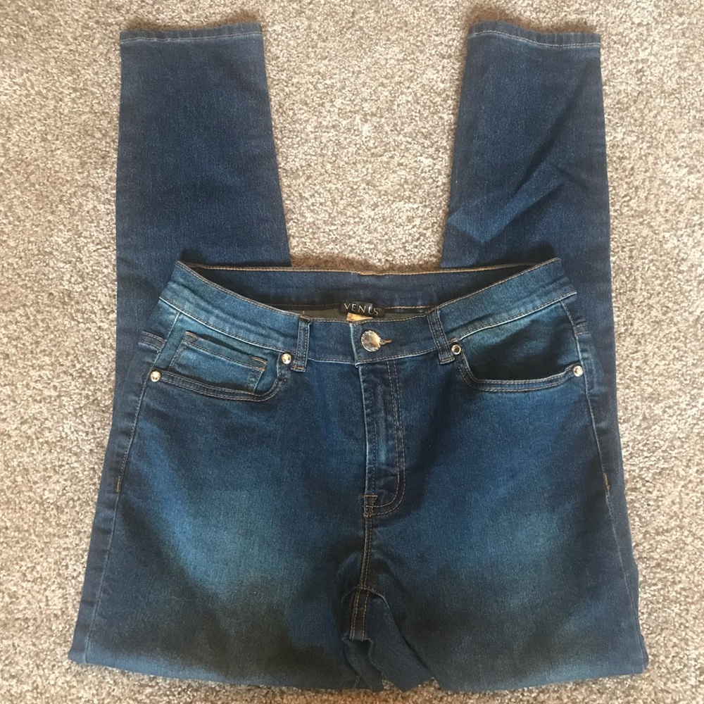 Venus Skinny Jeans